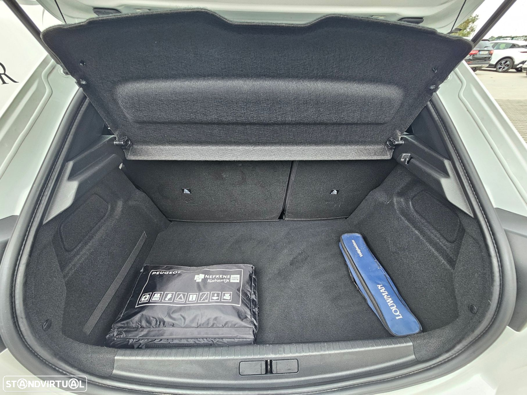 Peugeot 208 1.2 PureTech Active - 16