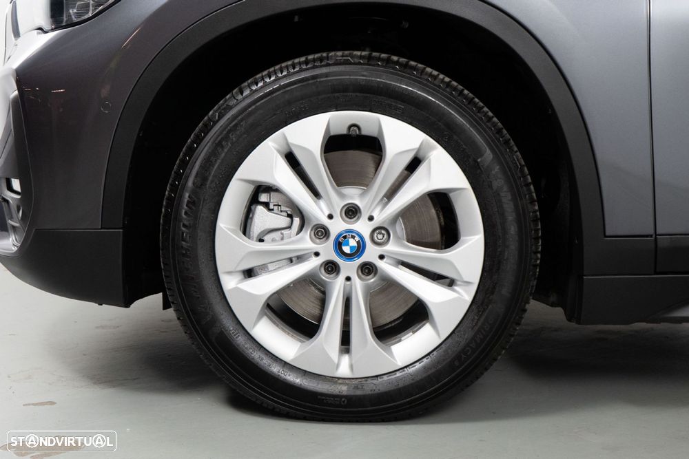 BMW X1 25 e xDrive Corporate Edition - 19