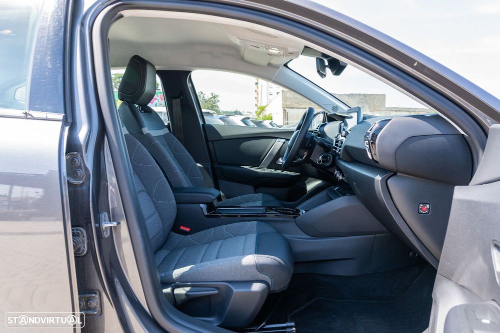 Citroën C4 X 1.2 PureTech Shine EAT8 - 15