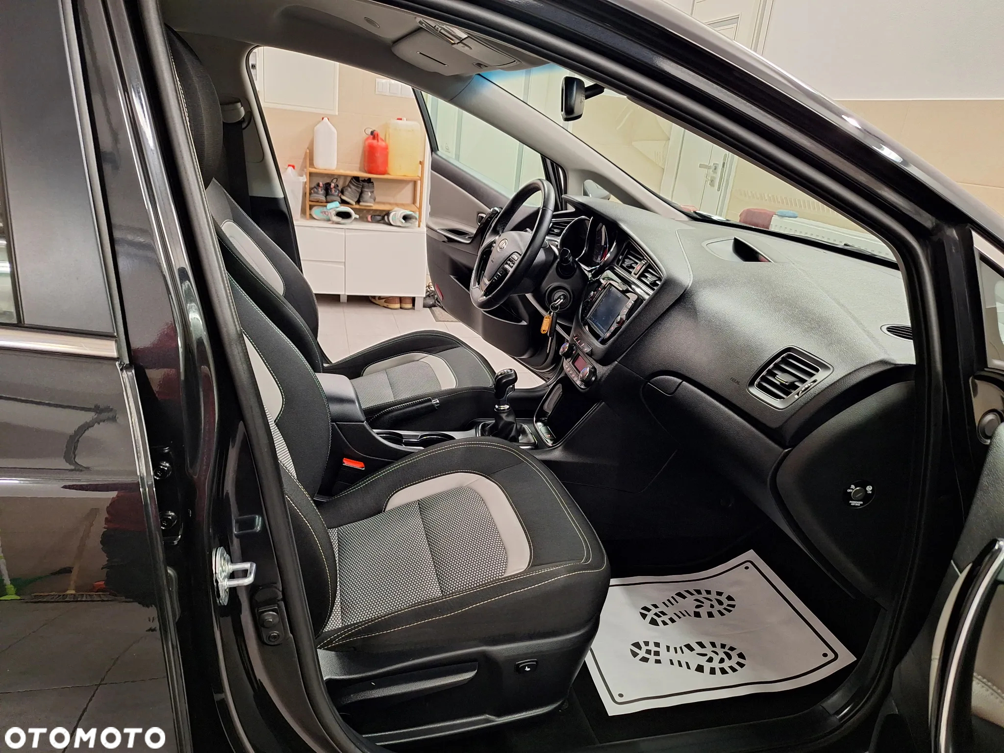Kia Ceed 1.4 CVVT SW Dream Team Edition - 26