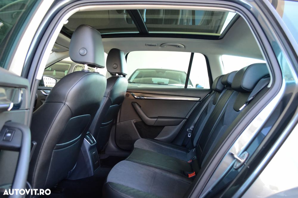 Skoda Octavia 2.0 TDI DSG Sport Edition - 30