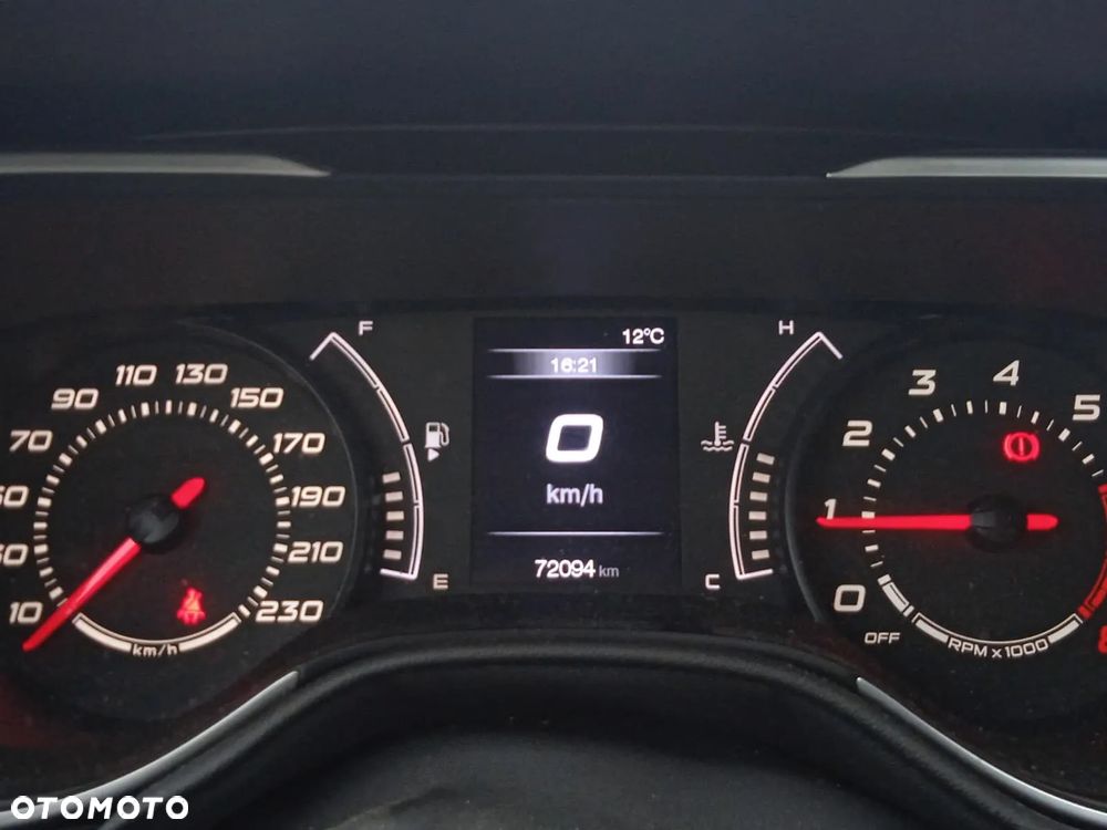 Fiat Tipo 1.4 16v Lounge EU6d - 16