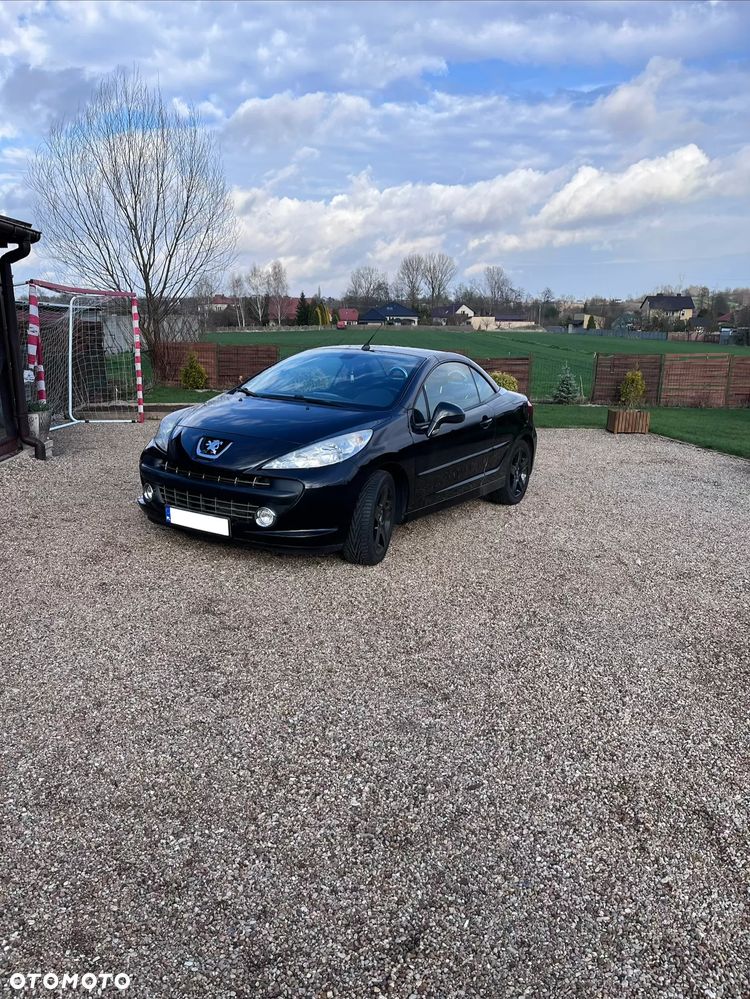 Peugeot 207 CC - 1