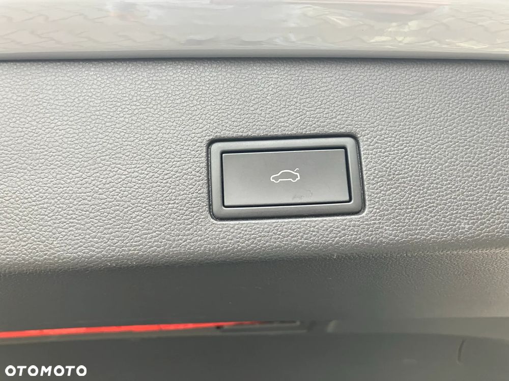 Volkswagen Golf 2.0 TDI SCR DSG Style - 20