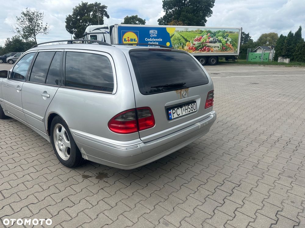 Mercedes-Benz Klasa E - 4