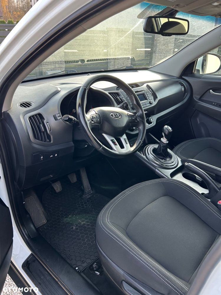 Kia Sportage ver-1-6-gdi-business-line-l-2wd - 17