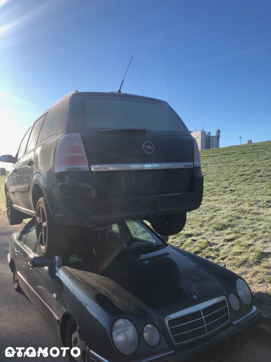 OPEL ZAFIRA  B DRZWI PRAWE TYLNE TYŁ KPL - 2