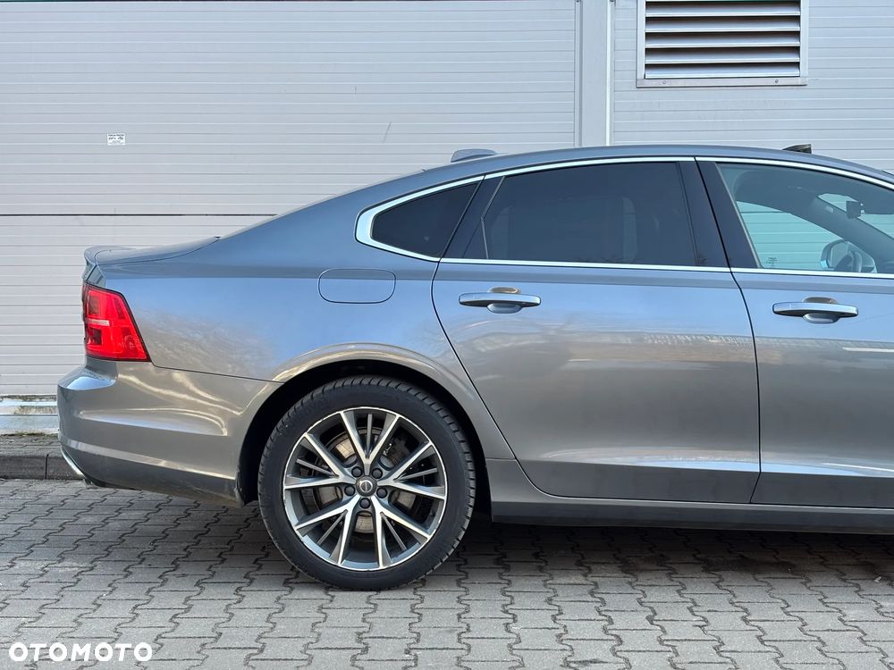 Volvo S90 D5 AWD R-Design - 13