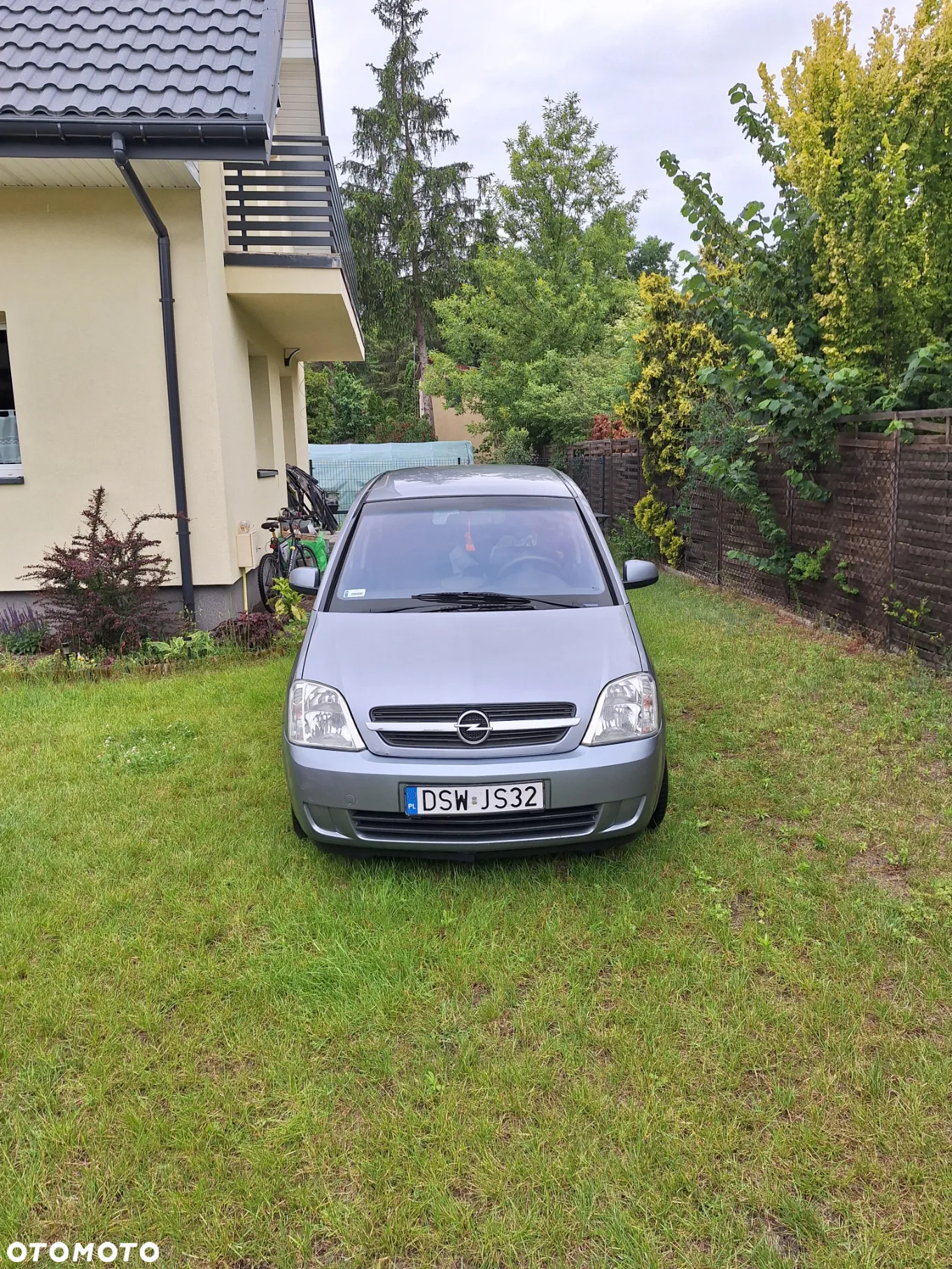 Opel Meriva 1.6 16V Essentia - 11