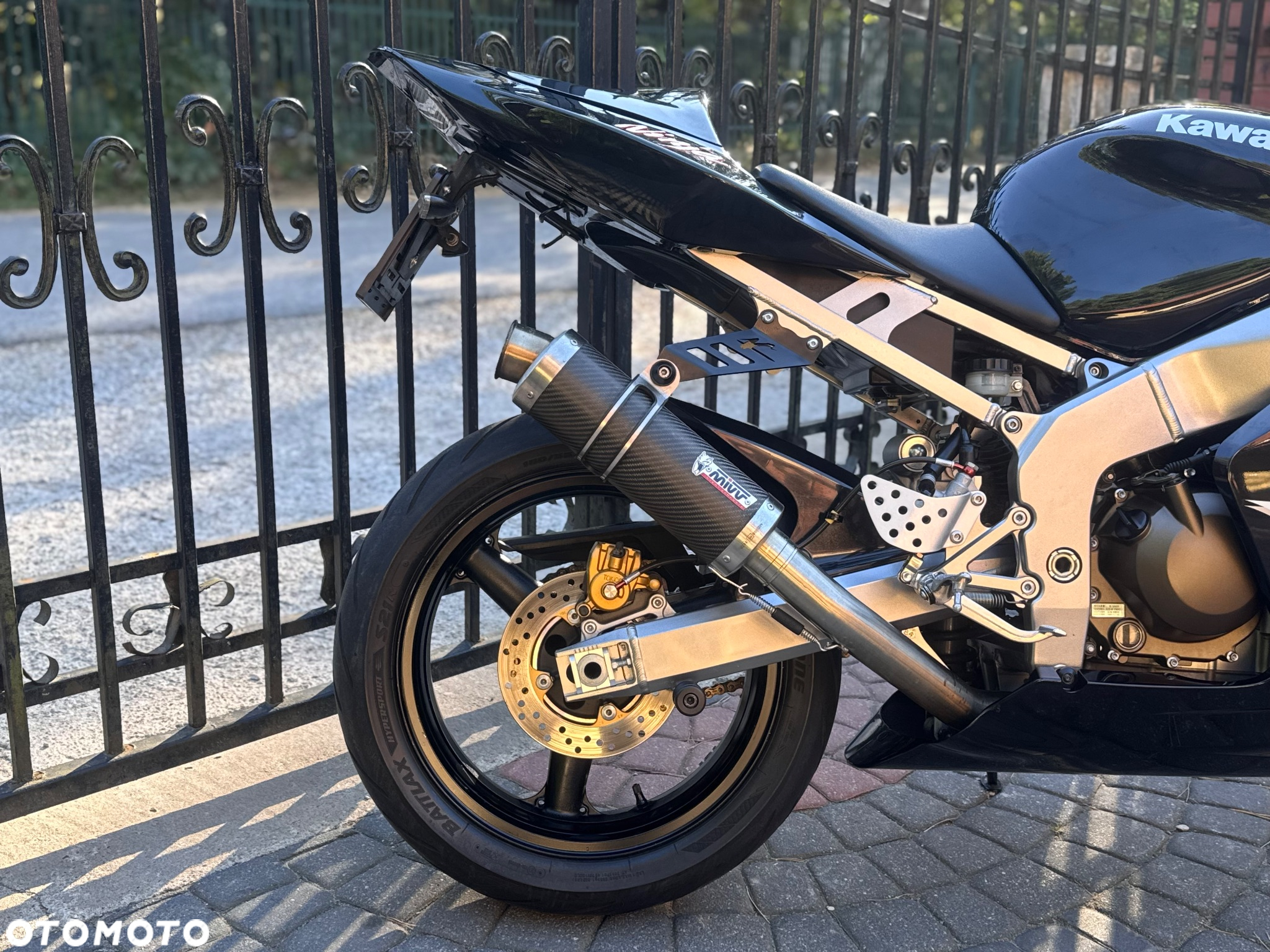 Kawasaki ZX - 9