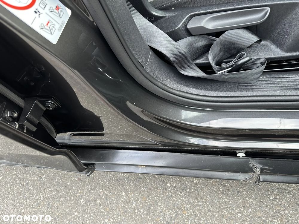 Volkswagen Passat 1.5 TSI EVO Elegance - 18