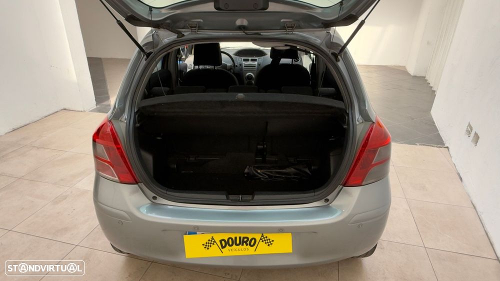 Toyota Yaris 1.4 D-4D Sol - 15