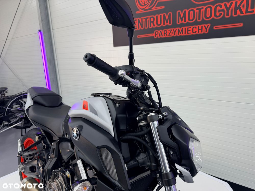 Yamaha MT - 21