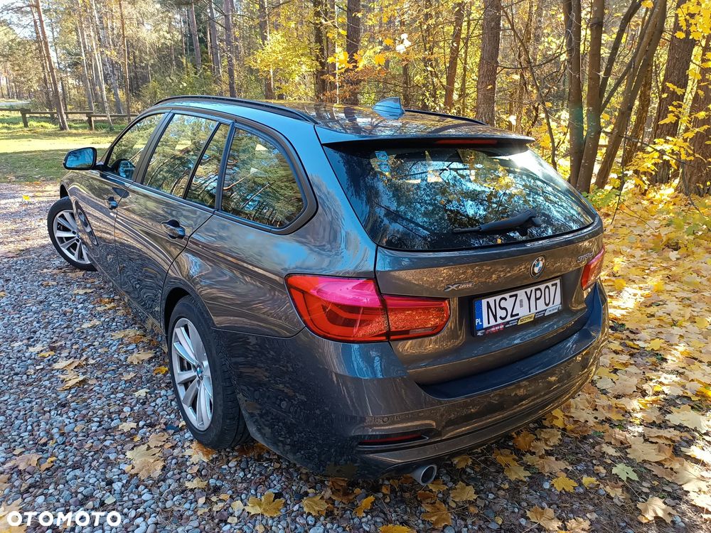 BMW Seria 3 318d Touring - 2