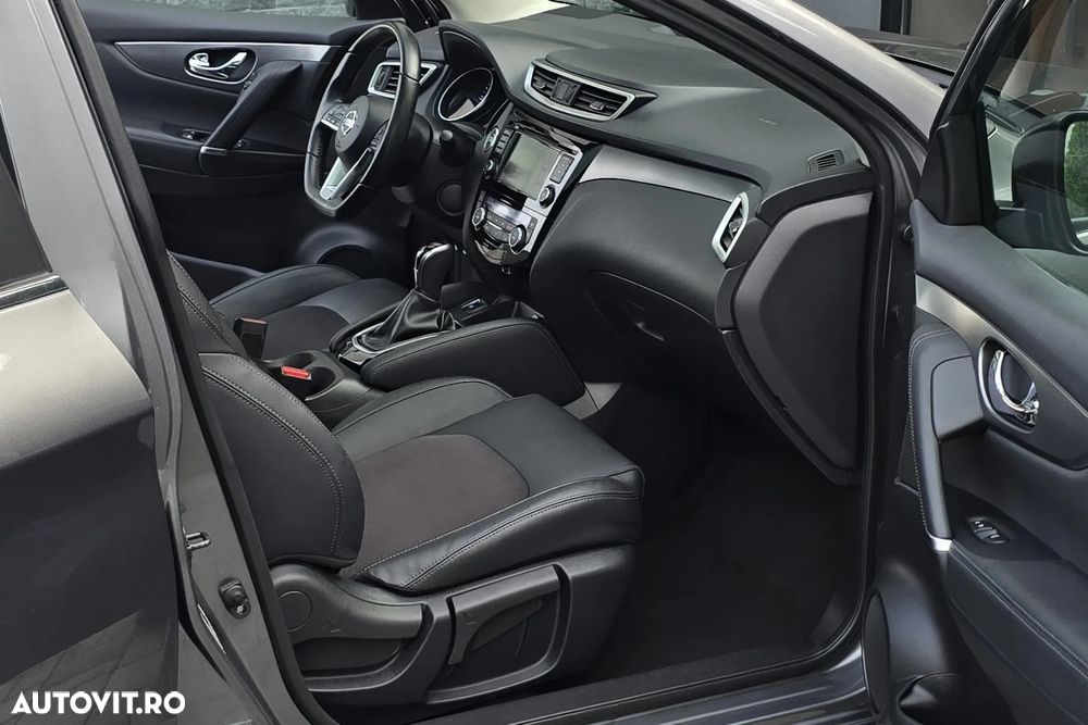 Nissan Qashqai 1.7 dCi Xtronic ALL-MODE 4x4i TEKNA - 8