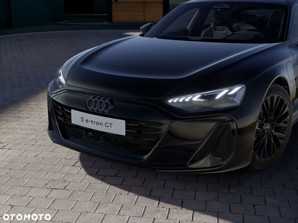 Audi e-tron GT - 7