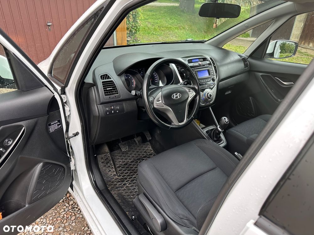 Hyundai ix20 - 9