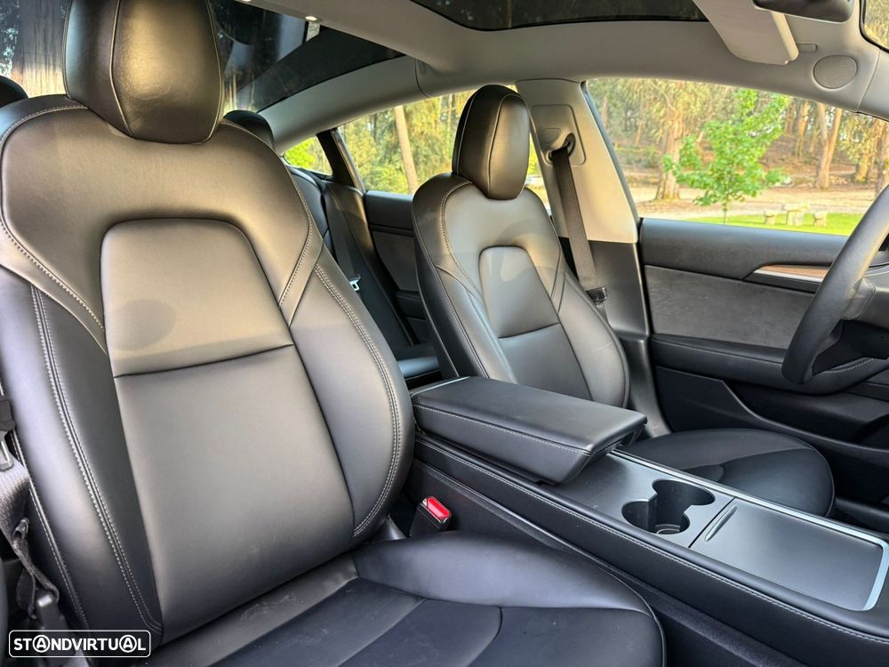 Tesla Model 3 Long-Range Dual Motor AWD - 22