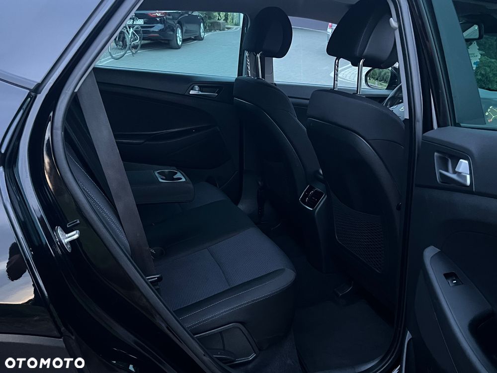 Hyundai Tucson 1.6 GDI BlueDrive Style 2WD - 10
