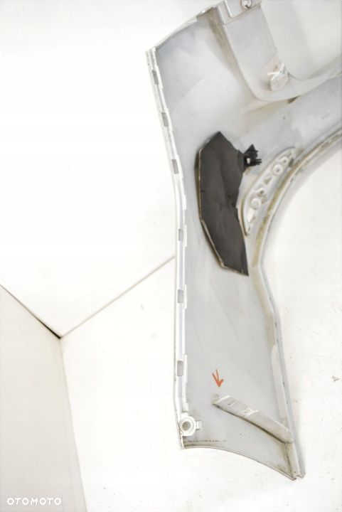 FORD FOCUS MK4 KOMBI ZDERZAK TYLNY TYŁ - 4