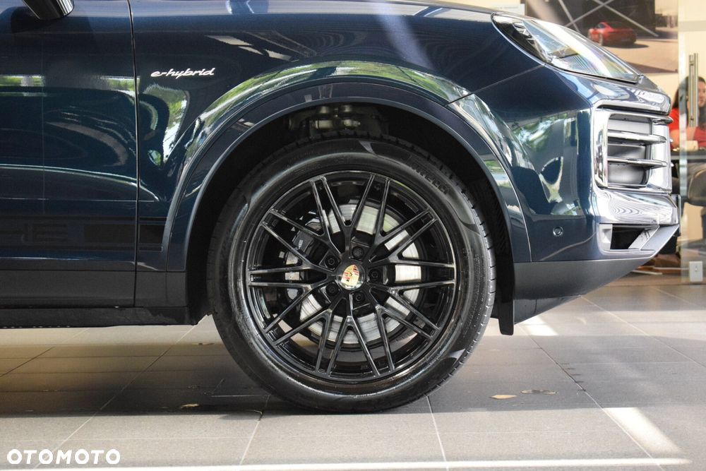 Porsche Cayenne - 22