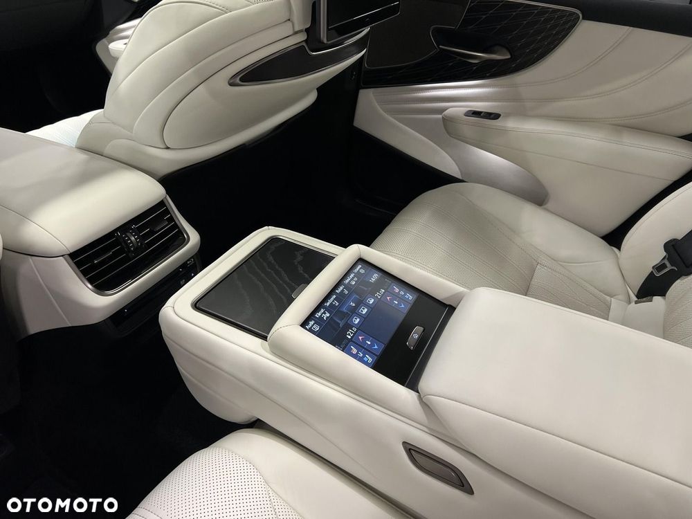 Lexus LS 500h Omotenashi AWD - 18