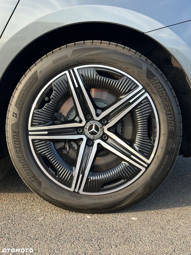 Mercedes-Benz EQE 350 90.5kWh 4-Matic AMG Line - 26