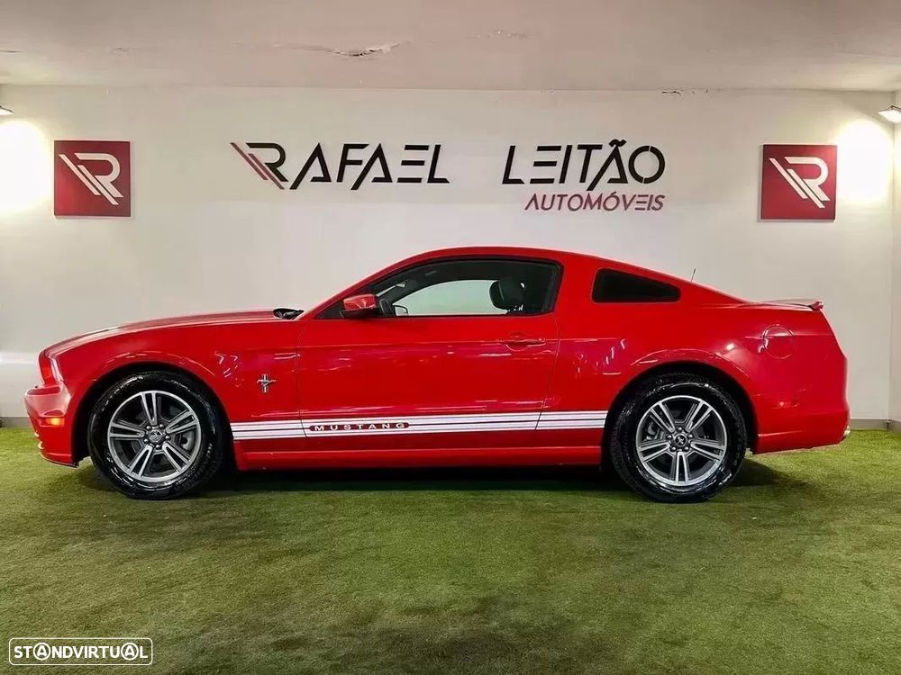 Ford Mustang - 13