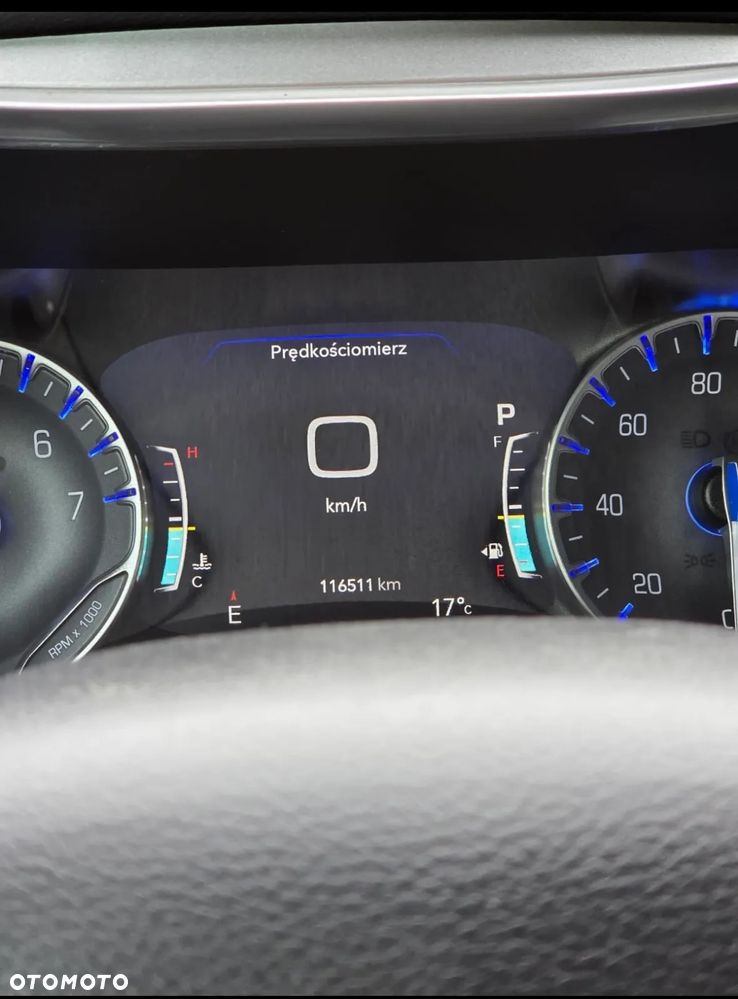 Chrysler Pacifica - 19