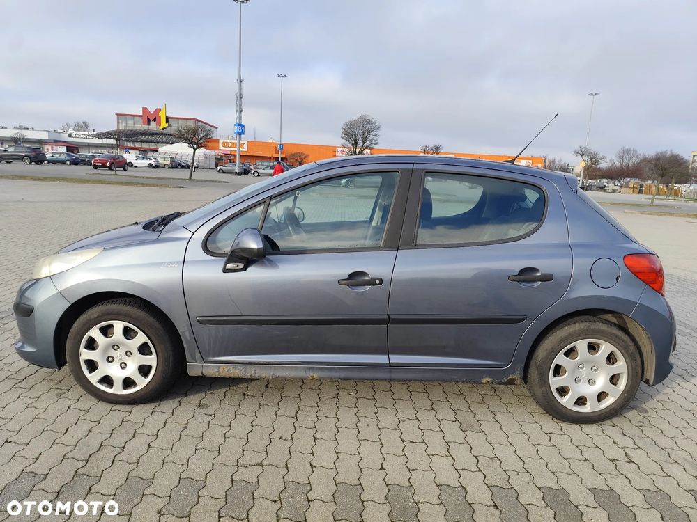 Peugeot 207 1.4 16V Presence - 10