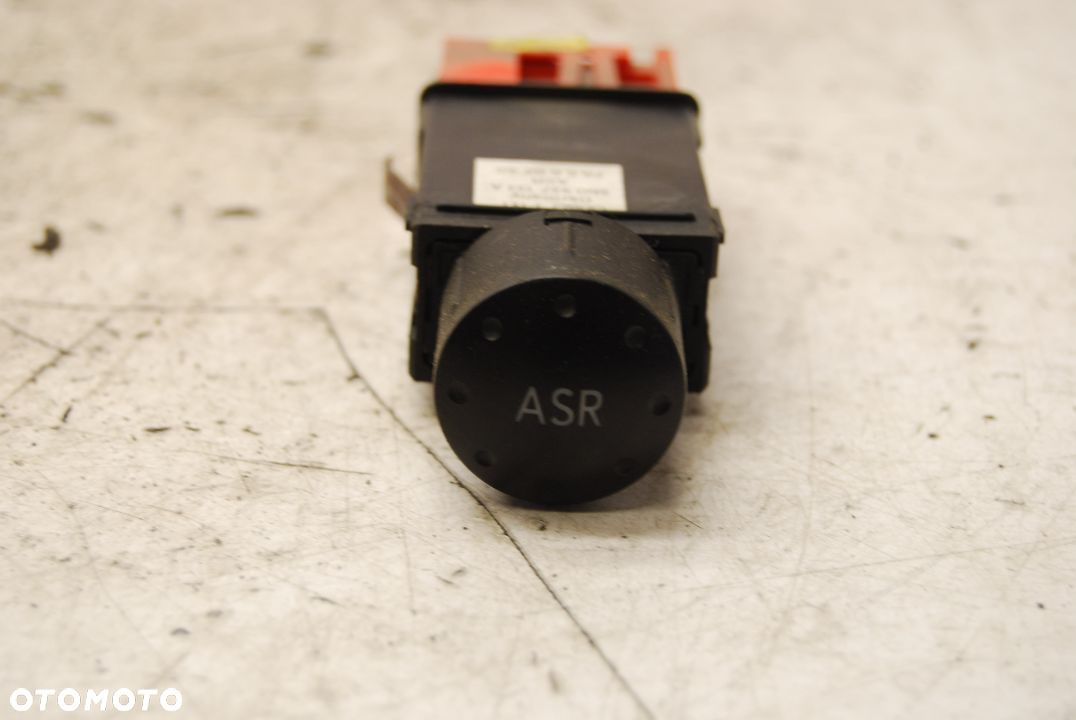 PRZYCISK WŁĄCZNIK ASR 8N0927133A AUDI TT 98-06 - 1
