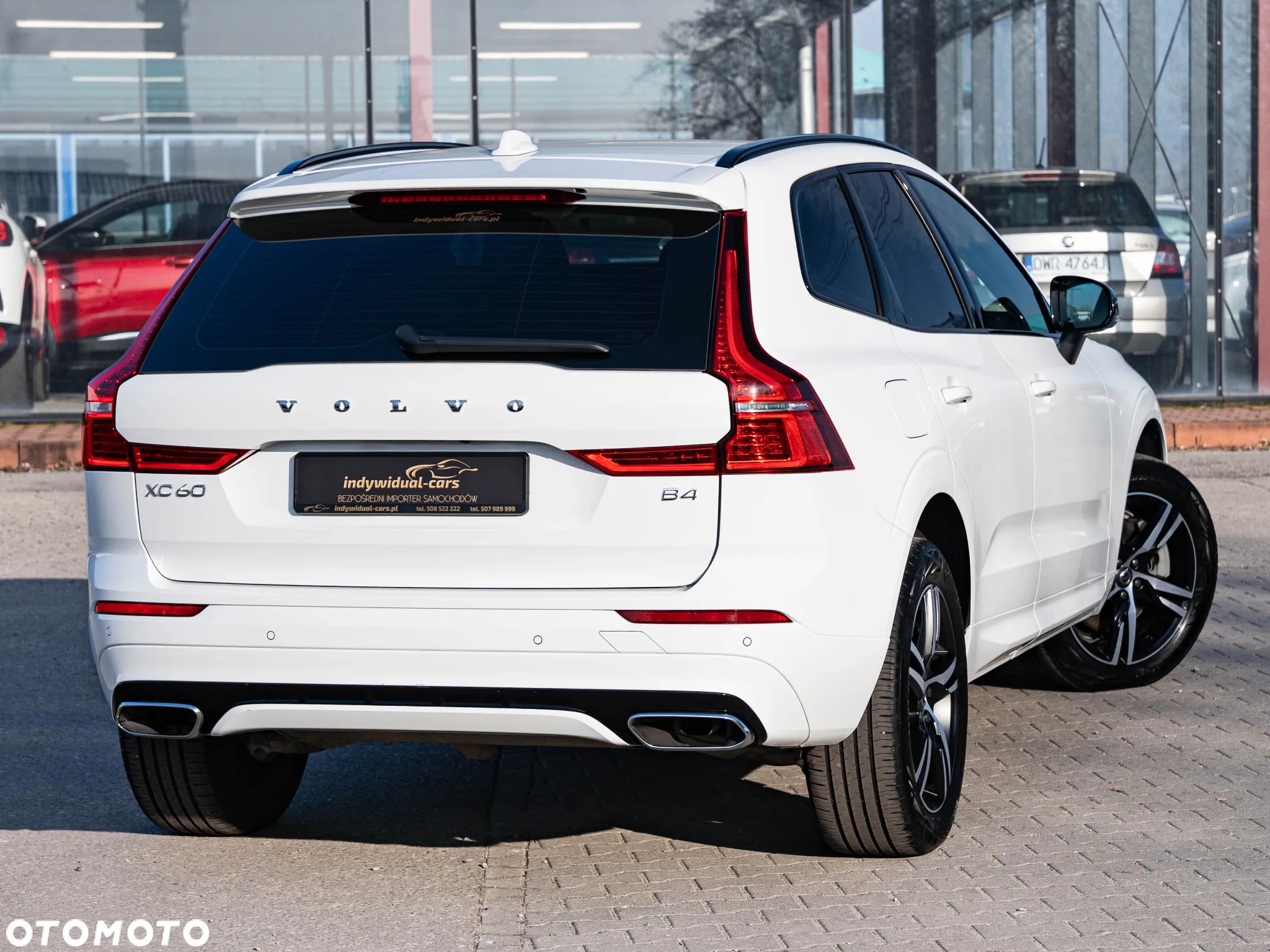Volvo XC 60 B4 D Plus Dark - 2