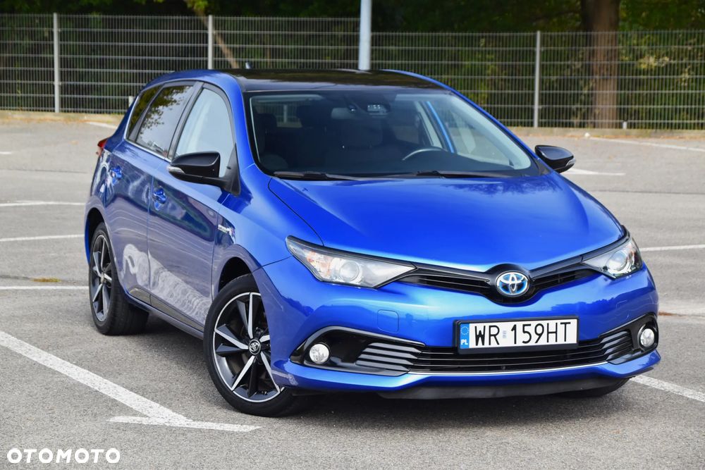 Toyota Auris 1.8 VVT-i Hybrid Automatik Executive - 1