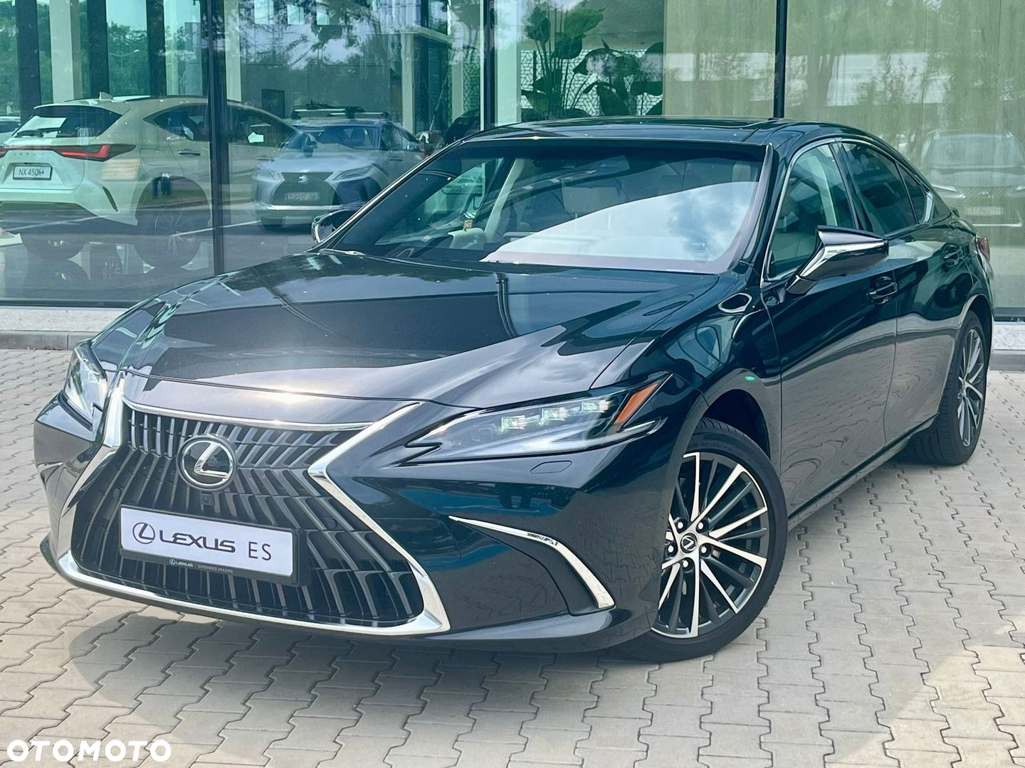 Lexus ES - 11