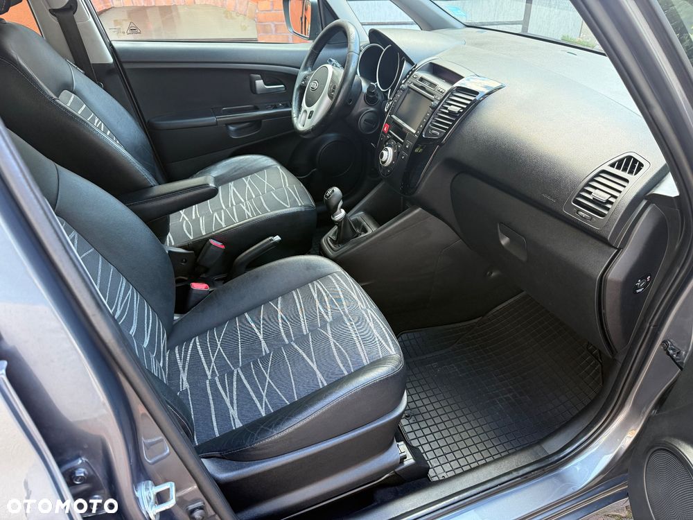 Kia Venga 1.6 XL - 11
