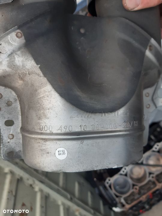 Końcówka wydechu Mercedes AMG GT 190 C-Klasa W205 AMG A0004901000 - 3