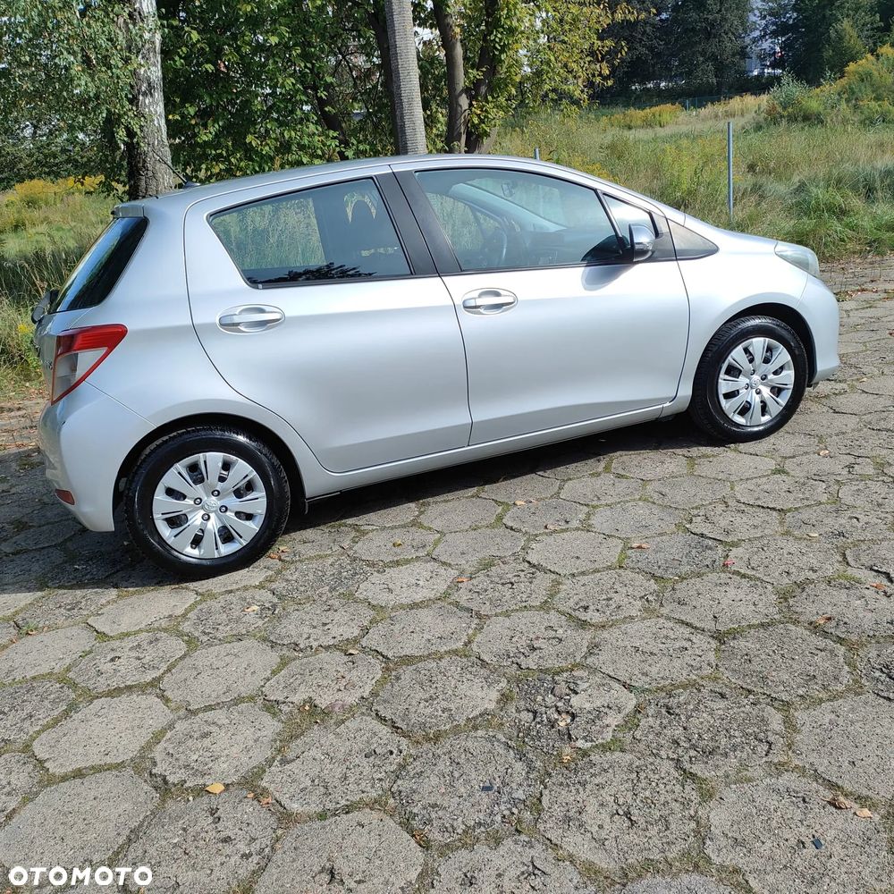 Toyota Yaris - 9