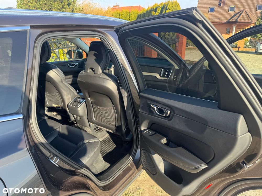 Volvo XC 60 B4 D AWD Inscription - 12