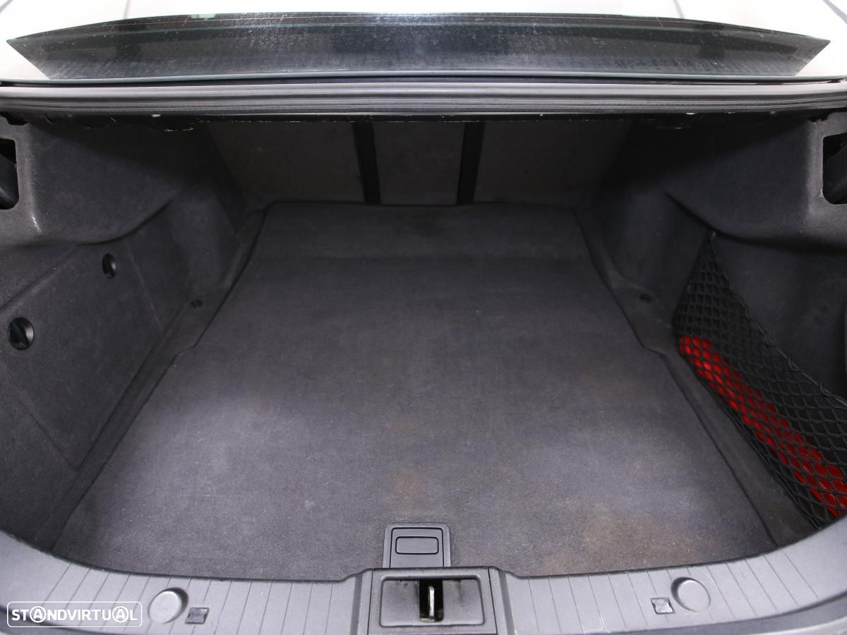 Mercedes-Benz CLS 320 CDi - 13