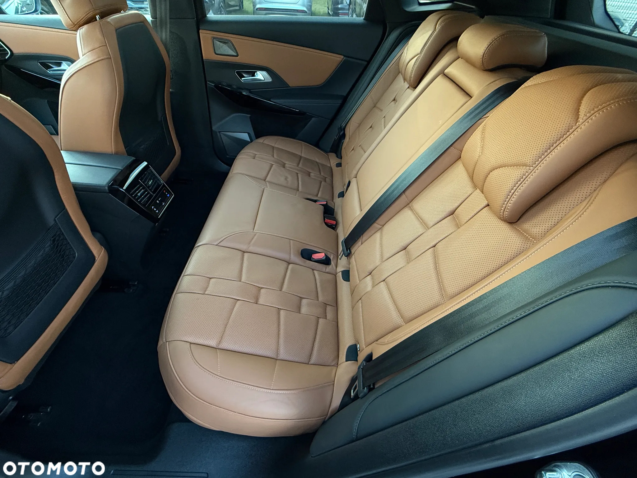 DS Automobiles DS 7 Crossback 1.6 E-Tense 4x4 Opera - 31