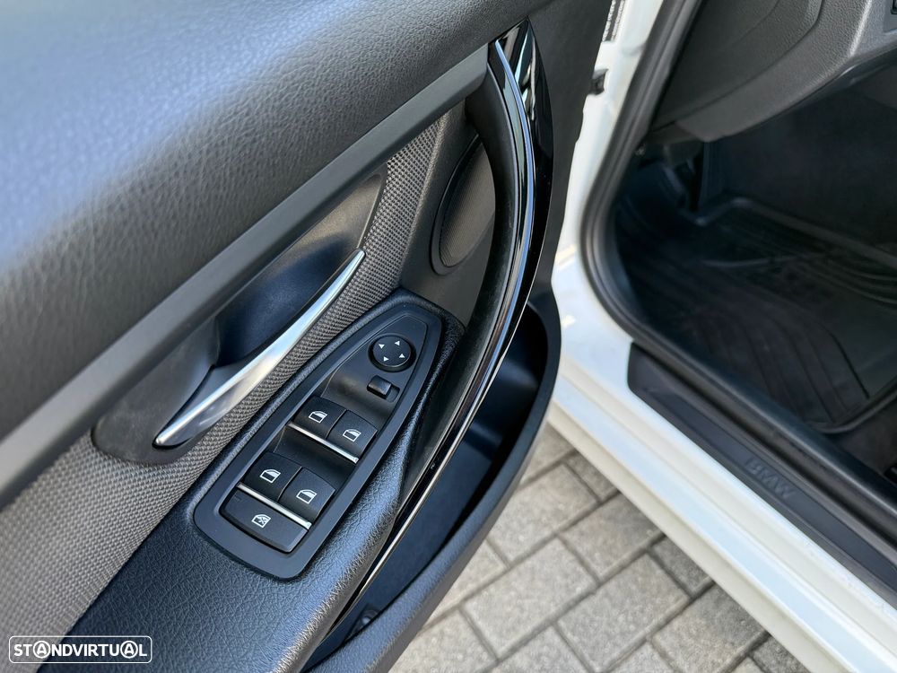BMW 318 d Advantage Auto - 22
