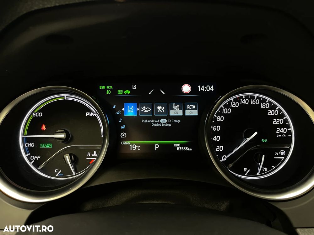 Toyota Camry 2.5 Dynamic - 29
