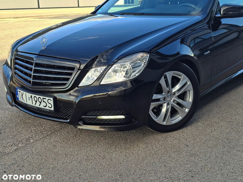 Mercedes-Benz Klasa E 200 CGI BlueEFFICIENCY Automatik Avantgarde - 12