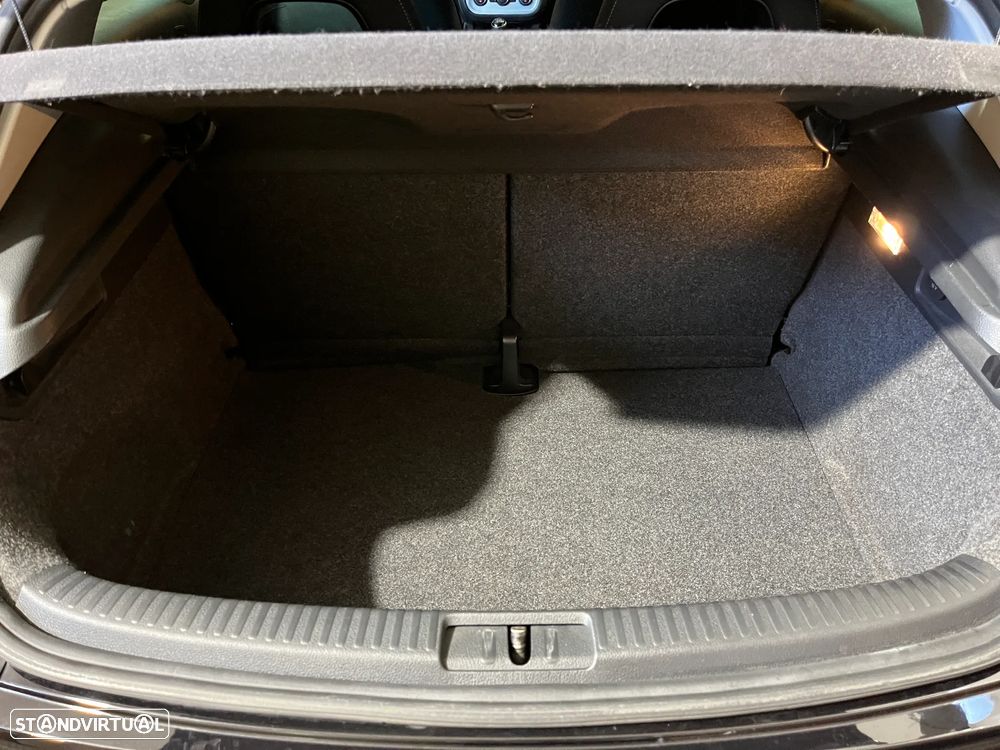 VW Scirocco 2.0 TDI Sport - 15