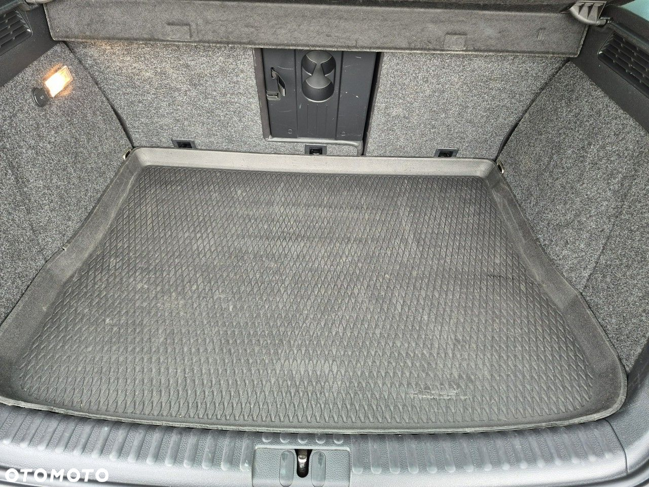 Volkswagen Tiguan - 20