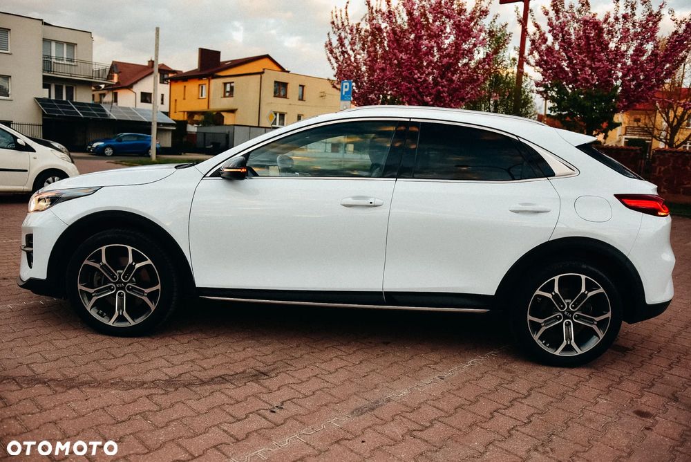 Kia XCeed 1.6 T-GDI OPF DCT7 PLATINUM - 4