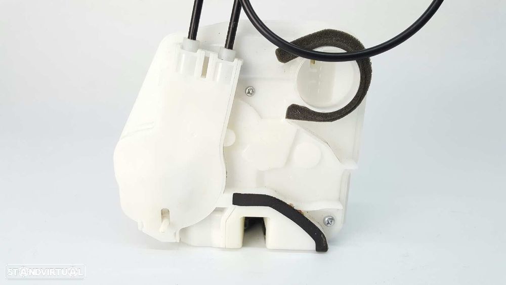 FECHADURA PORTA TRASEIRA DIREITA MITSUBISHI OUTLANDER (GF0) KAITEKI 4WD - 2