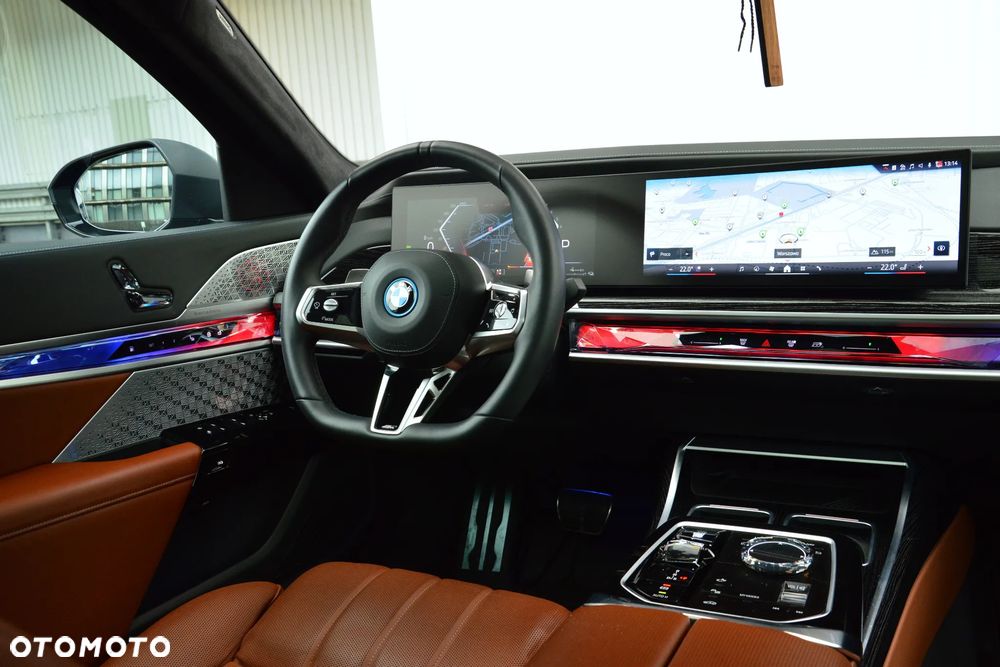 BMW Seria 7 750e PHEV xDrive M Sport sport - 22