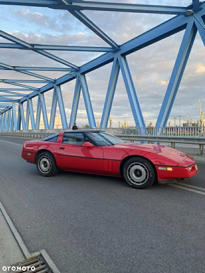 Chevrolet Corvette - 2