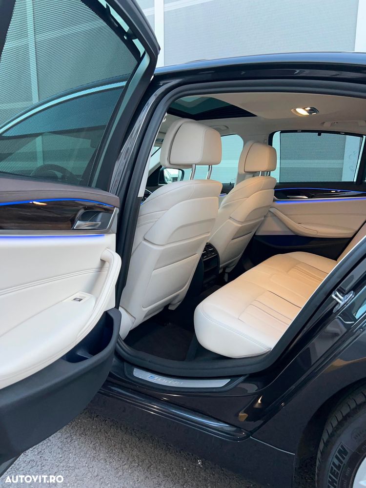 BMW 5 Series 2019 — imagine 15